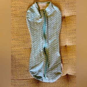 Swaddle me sleep sack